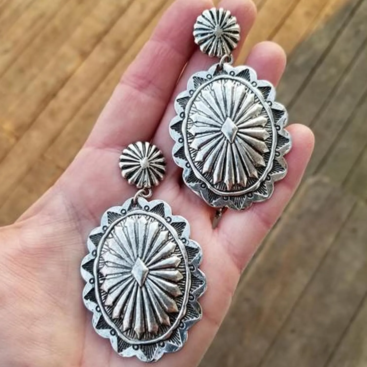 Western Earrings for Women Cowgirl Vintage Concho Oval Turquoise Dangle Earrings Western Jewelry Outfit Country Concert Rodeo Dress Accessories Gifts