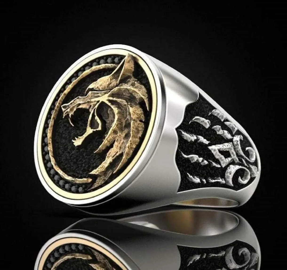 Wolf Ring,Nordic Viking Wolf Head Wolf Paw Ring for Men,Gothic Howling Wolf Head Wolf Claw Ring Hip Hop Wolf Animal Ring for Men Punk Celtic Wolf Jewelry