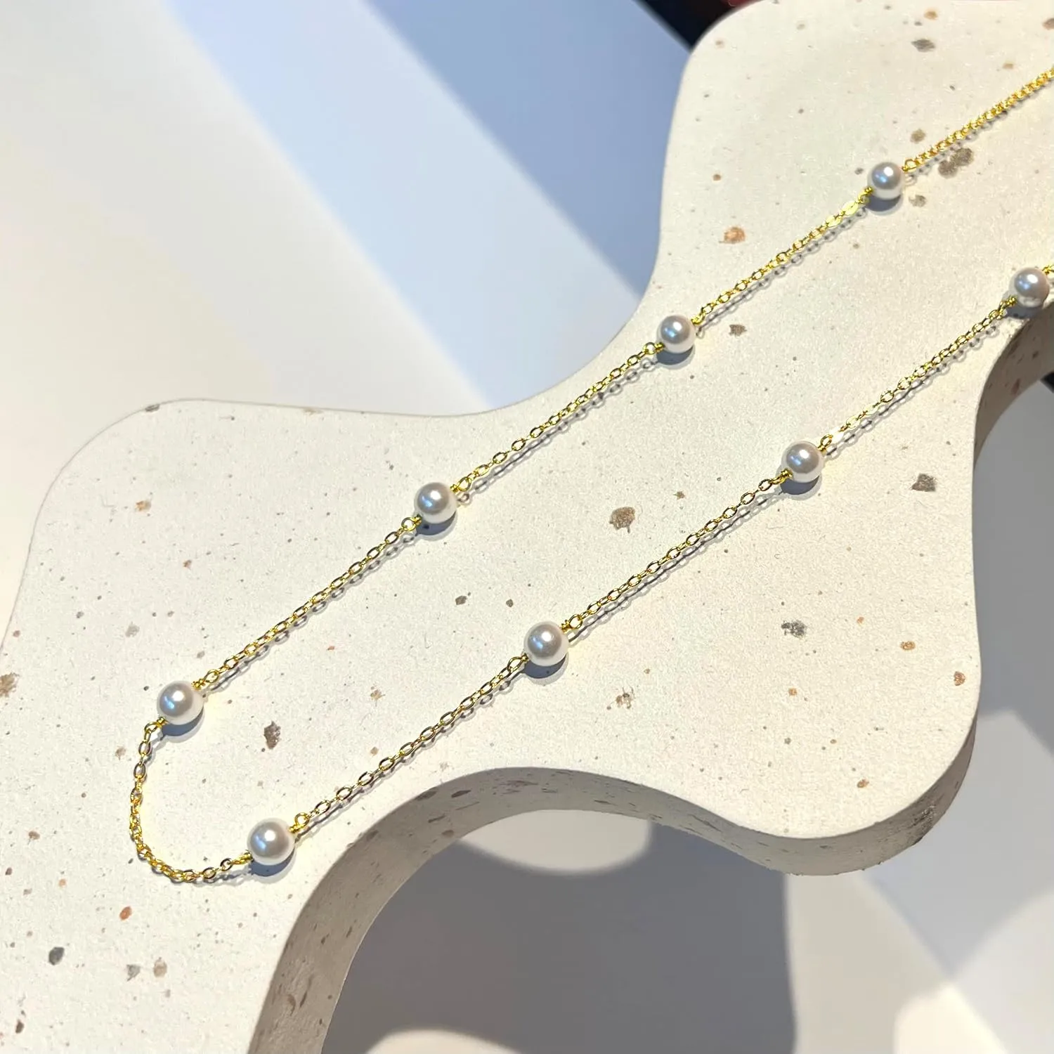 Zeffy Pearl Necklace 4MM/6MM/8MM Dainty Round Imitation Pearl Choker Necklace Wedding Pearl Necklace Delicate Jewelry for Women Simple Bridesmaid Jewelry Gifts